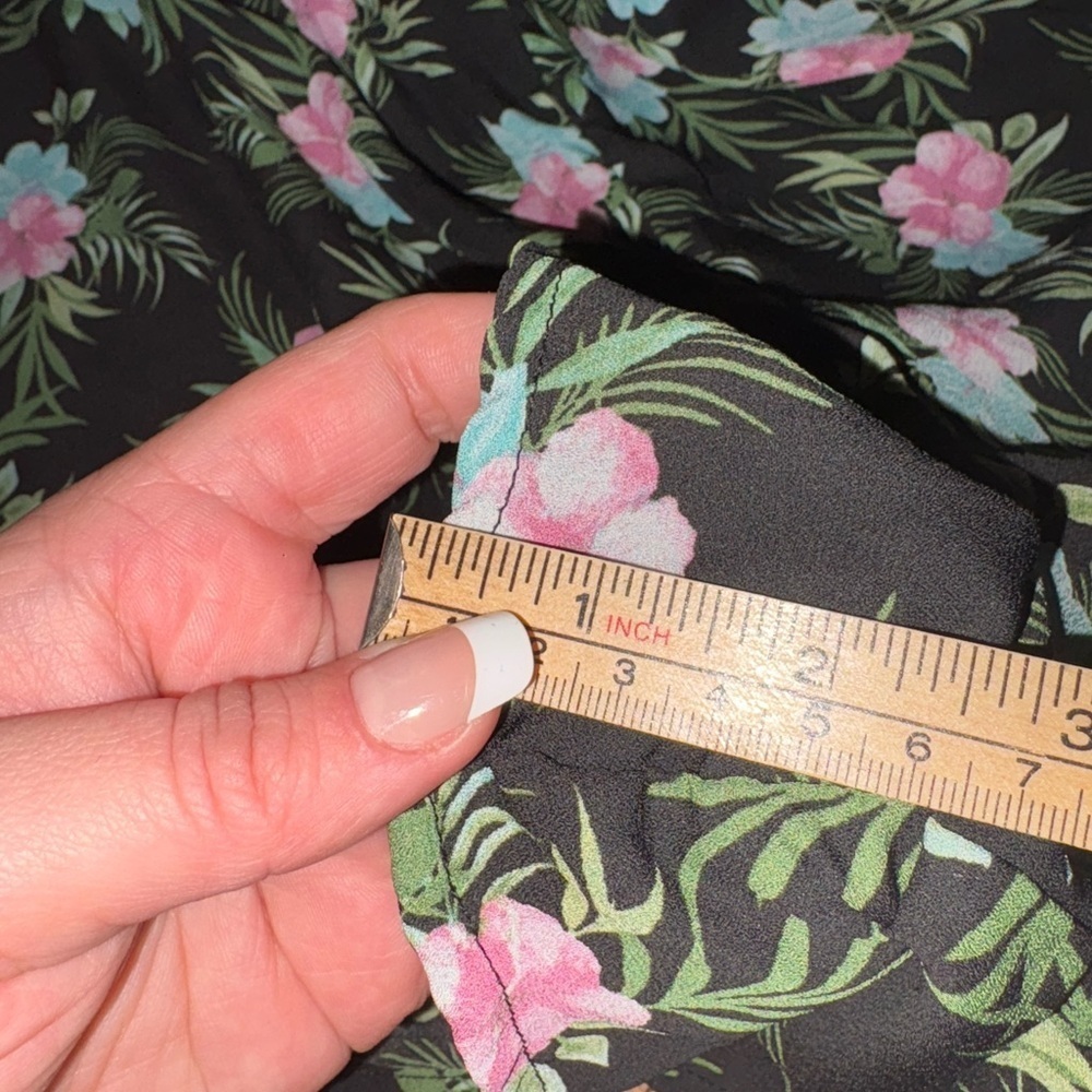 🌺 Madden NYC Floral Shorts – XXL 🌺 - Picture 5 of 6
